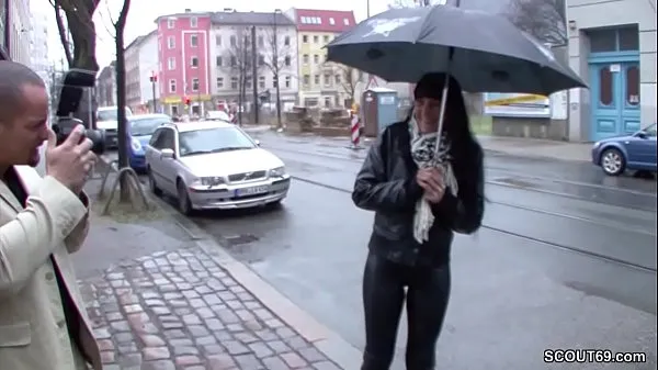 Paras Teeny is approached on the street and fucked for money hieno putki