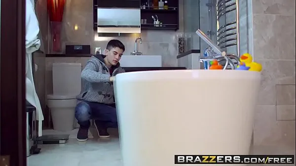 Brazzers - Got Boobs - Leigh Darby Jordi El Polla - Bathing Your Friends Dirty Mama Ống tốt nhất