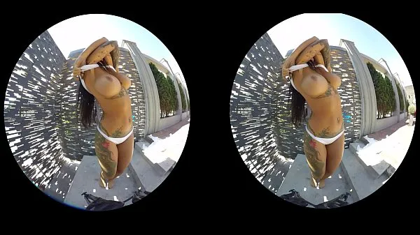 A legjobb HD compilation of sexy solo european girls teasing in VR video finom cső