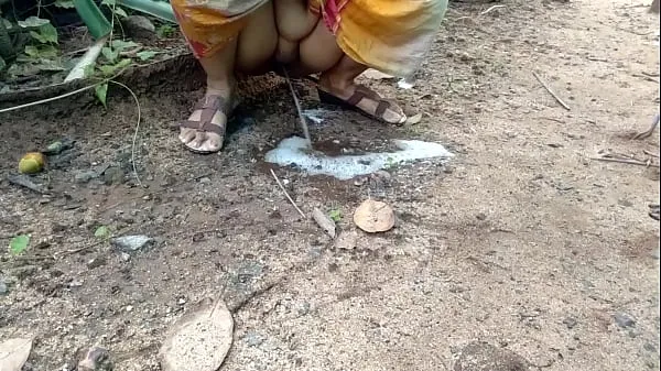 desi aunt nature pissing must watch Ống tốt nhất