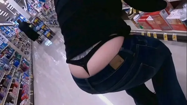 最好的Mom Showing Her Huge Booty Whale Tail Wal-Mart Shopping细管