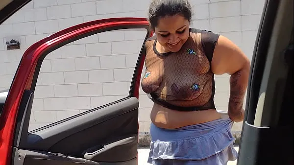 Nejlepší Mary cadelona married shows off her topless and transparent tits in the car for everyone to see on the streets of Campinas-SP in broad daylight on a Saturday full of people, almost 50 minutes of pure real bitchingjemná trubice