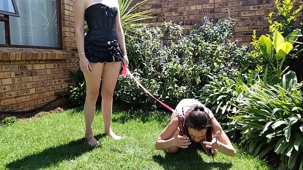 A legjobb Girl taking her bitch out for a pee outside | humiliations | piss sniffing finom cső