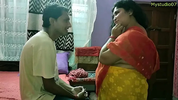 Best Indian Hot Bhabhi XXX sex with Innocent Boy! With Clear Audio fine Tube